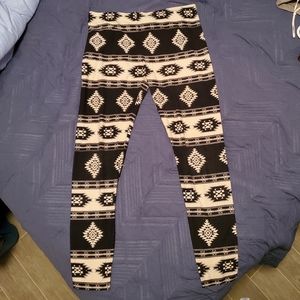 Black and white tribal leggings